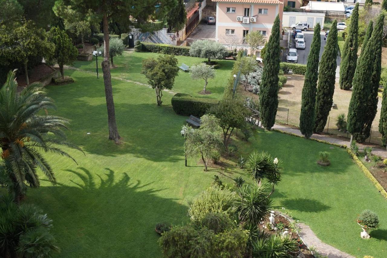 רומא Parco Tirreno Hotel מראה חיצוני תמונה