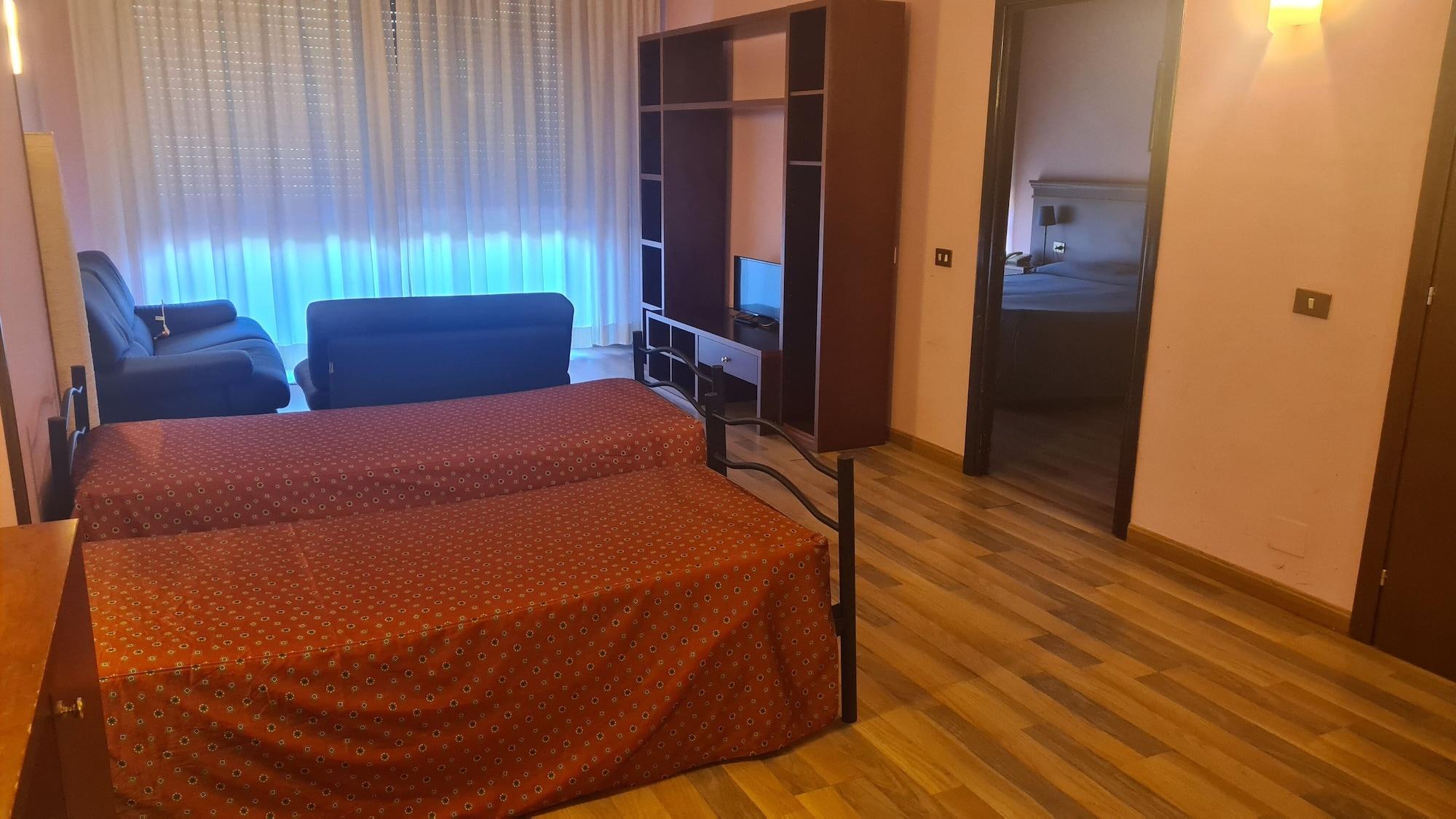 רומא Parco Tirreno Hotel מראה חיצוני תמונה