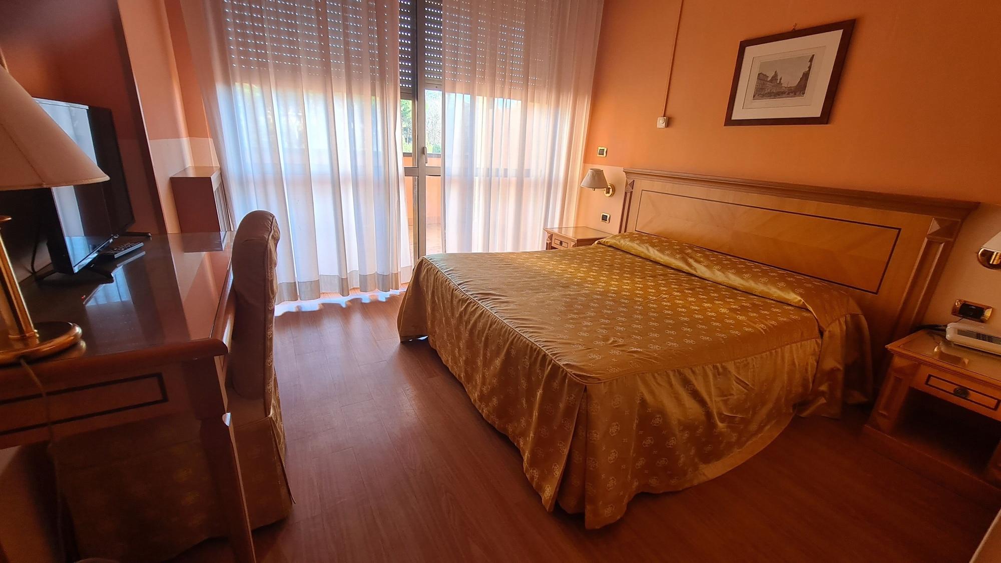 רומא Parco Tirreno Hotel מראה חיצוני תמונה