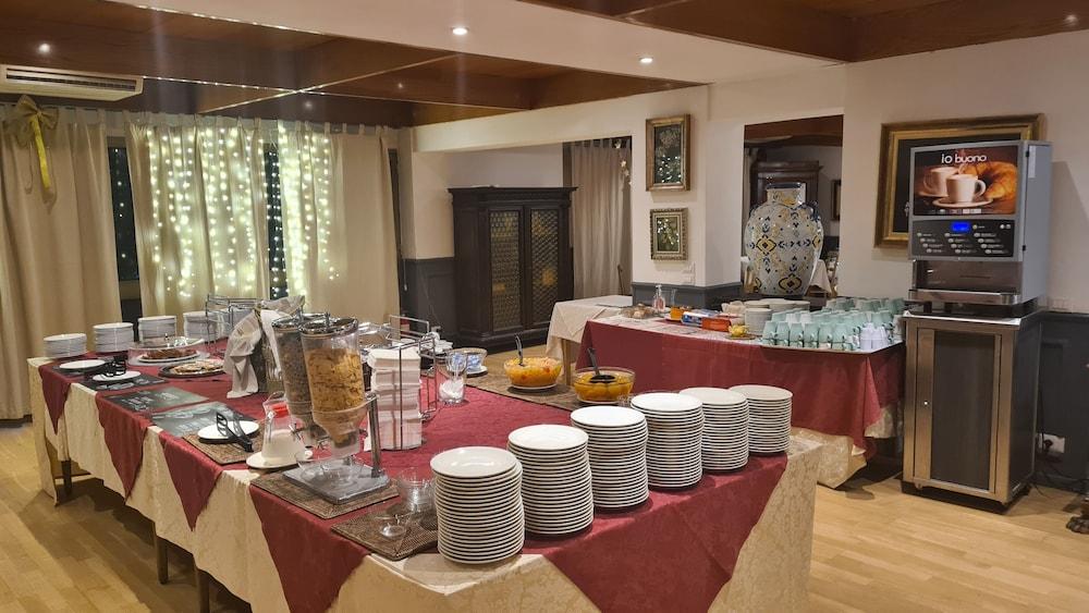 רומא Parco Tirreno Hotel מראה חיצוני תמונה